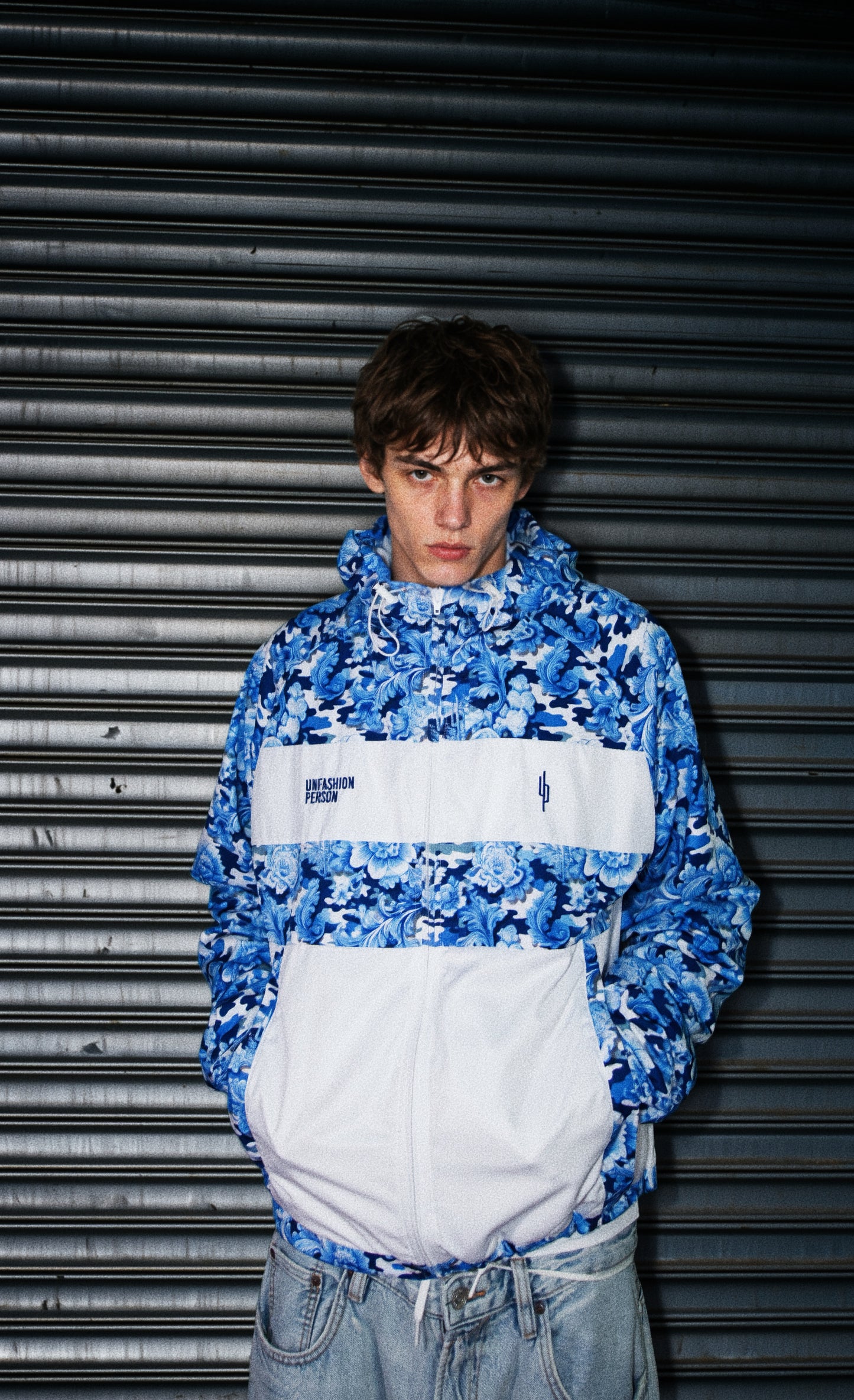 delftware windbreaker